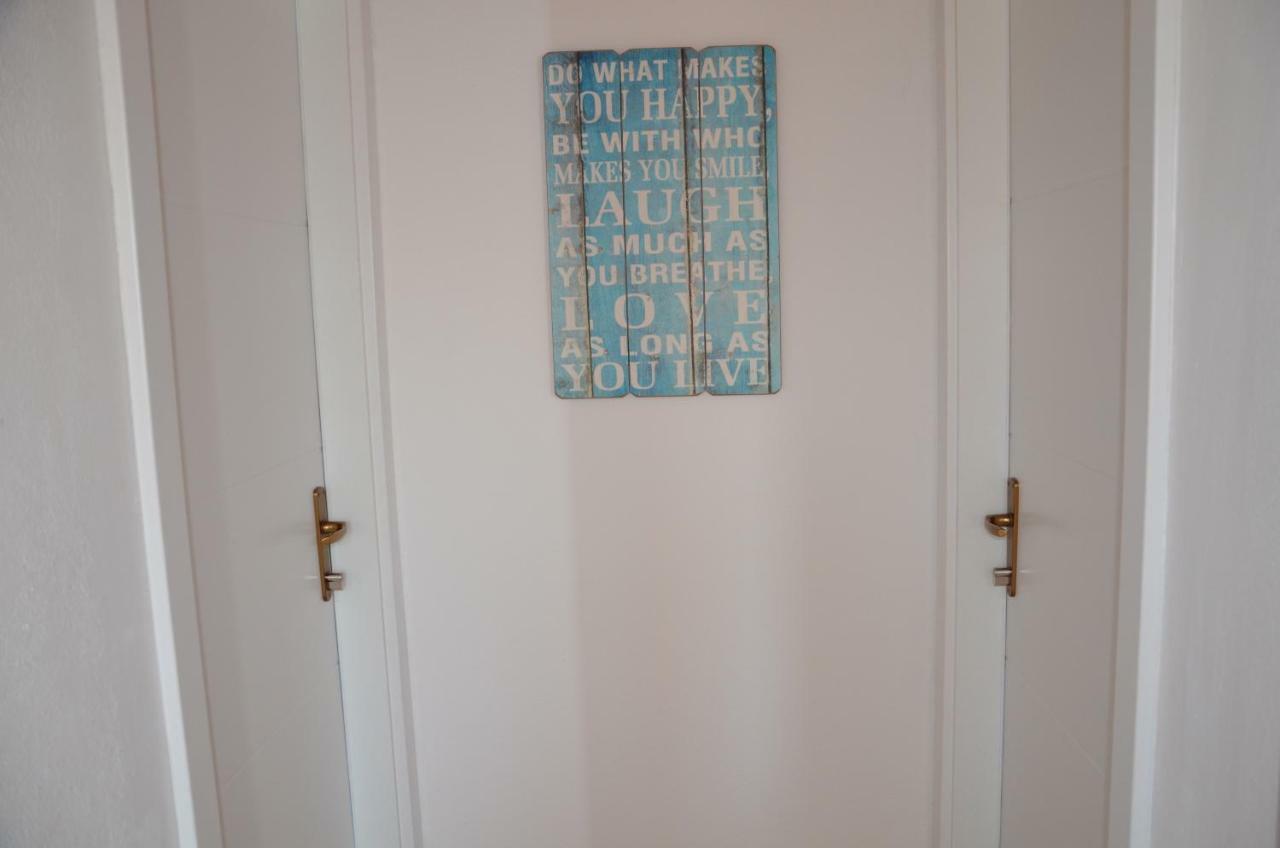 Luana Apartment Milna  Eksteriør billede